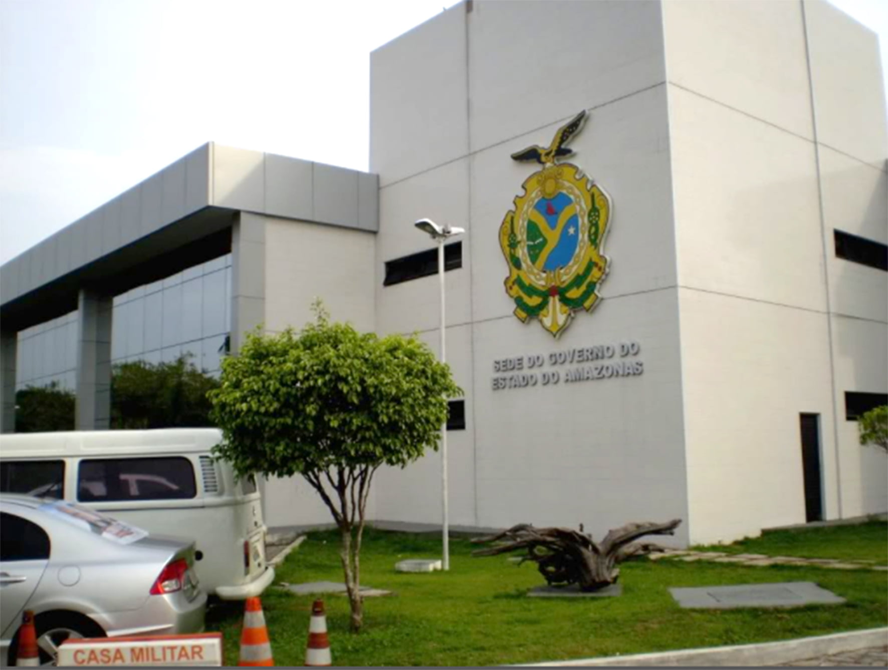 Gastos Desde o início do governo Wilson Lima, a Casa Militar já gastou R$ 7.738.197,58 para aluguel do iate de luxo (Foto: Divulgação/Internet) Fonte: D24am. Leia mais em https://d24am.com/politica/amazonas-vai-pagar-r-23-milhoes-para-aluguel-de-iate-de-luxo/