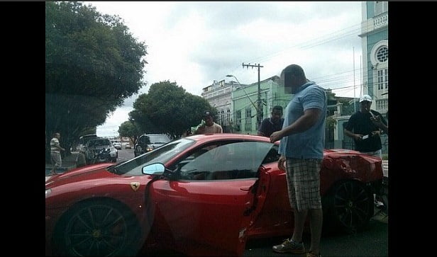 Juiz retém cartões, CNH e passaporte de empresário por dívida que inclui até Ferrari (Foto: Divulgação)